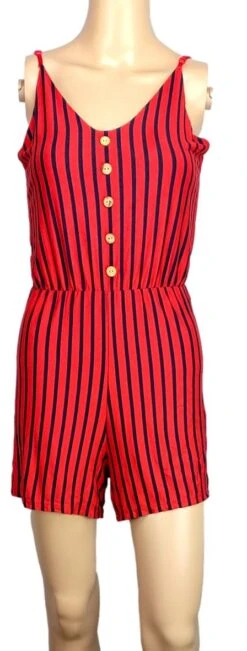 Combi Short Sans Marque .Taille 38